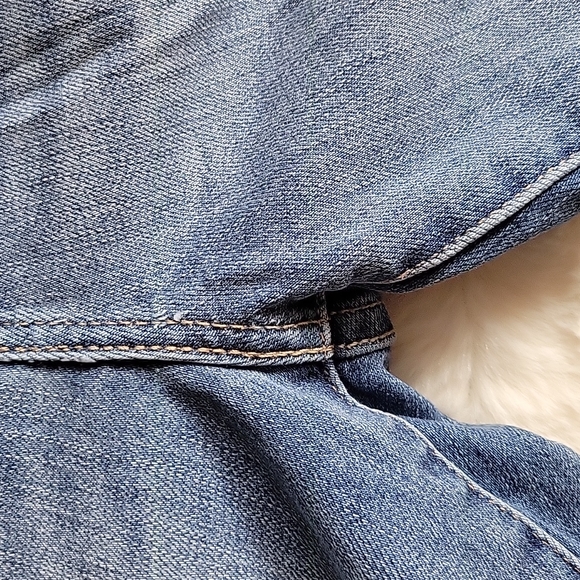 EUC Distressed Levi's Mile High Super Skinny Jeans 28 From Free People 👖 - Picture 4 of 11